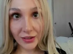 Amateur Sex Cam of CarolMay