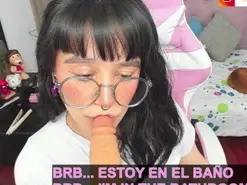 Amateur Adult Webcams of hot_moon_18