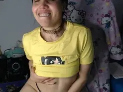 Amateur Live Porn of KimPielCanela
