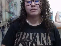 Amateur Live Sex Cam of Curly_greeneyed