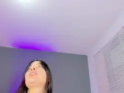 Amateur Live Sex Cam of Lilysh