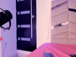 Amateur Sex Chat of Isis_Blaze