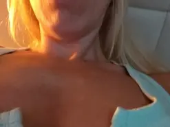 Amateur Sex Cam of Sexturiona