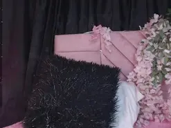 Amateur Adult Webcam of Valentina-Arias