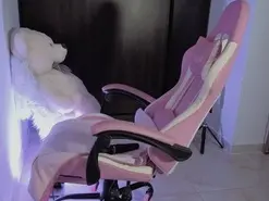 Amateur Live Sex Cam of alice_2