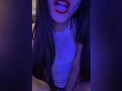 Amateur Free Porn Cam of antonella_kiss