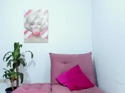 Amateur Live Porn of valeria_miller