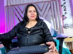 Amateur Adult Webcams of adri_rivera