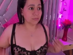 Amateur Adult Webcams of adri_rivera