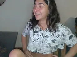 Amateur Free Live Porn of Silent_Petite