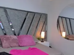 Amateur Live Porn of yiyi-saenz