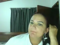 Amateur Sex Chat of Ariel_69