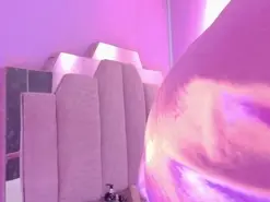 Amateur Sex Chat of LoveQueen2