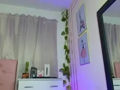 Amateur Nude Webcam of chloe_swarts