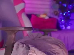 Amateur Sex Cam of chloe_moons_