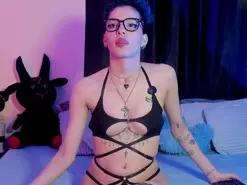 Amateur Free Porn Cam of Bluedarkelf888