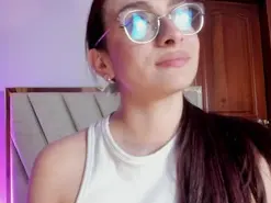 Amateur Adult Webcam of AndraCyrus