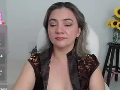 Amateur Sex Cam of ana_milf