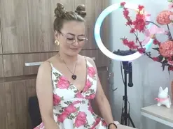 Amateur Free Live Porn of mature_magenta
