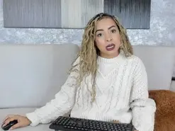 Amateur Sex Chat of Lucia_janne