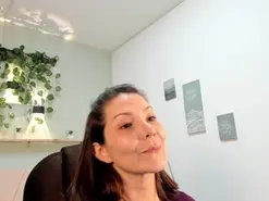 Amateur Live Sex Cam of alma