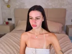 Amateur Private Sex Chat of SnowWhitee