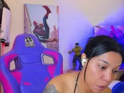 Amateur Adult Webcam of MadelynRose