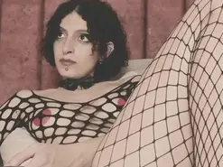 Amateur Live Sex Cam of LyraVendrell