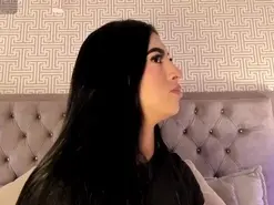 Amateur Live Sex of AriRobertt