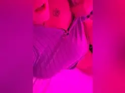 Amateur Free Porn Cam of gatitasex21
