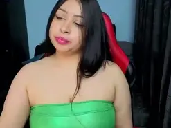 Amateur Nude Webcam of charlottee_love