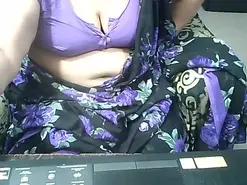 Amateur Sex Cam of indianbhabi40