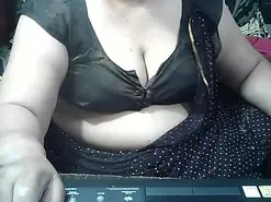 Amateur Watch Live Sex Cams of indianbhabi40