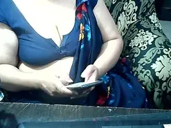 Amateur Sex Cam of indianbhabi40