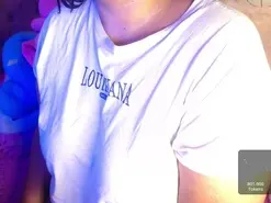 Amateur Free Live Porn of Alanna-Brunette