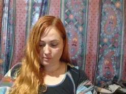 Amateur Nude Webcam of zara_red