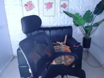 Bongacams Sex Cam of Valentina-mature