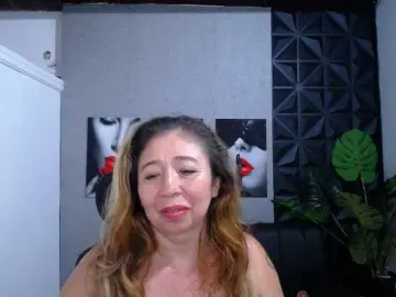 Bongacams Private Sex Chat of Valentina-mature