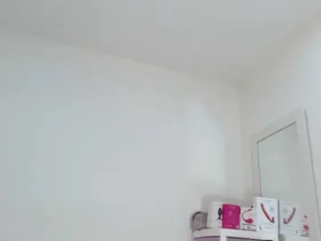 Bongacams Live Sex Cam of sashacreamy