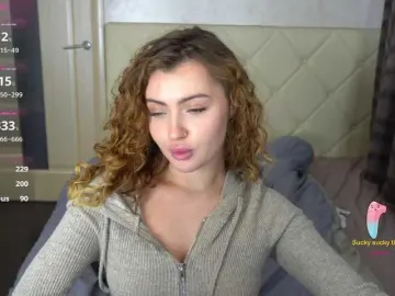 Bongacams Adult Video Chat of CloverPussy