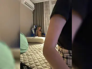 Bongacams Watch Live Sex Cams of Cosmos13131