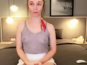 Bongacams Best Webcam of Shy-SweetGirl