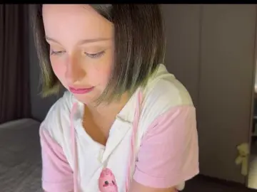 Bongacams Sex Chat of cuteeemily