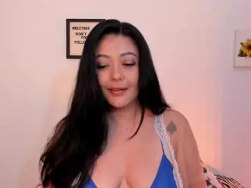 Bongacams Sex Cam of Lauratoro