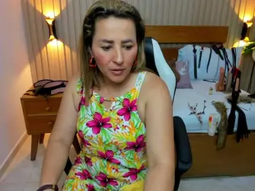 Bongacams Nude Webcam of luciana-ballesteros