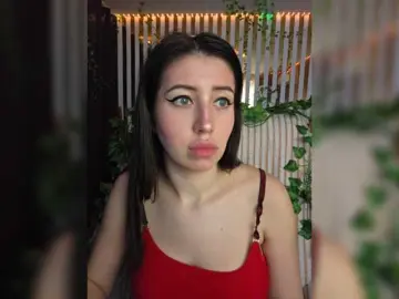 Bongacams Live Porn of MiaLiaHot