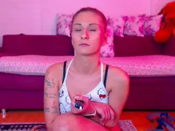 Bongacams Free Porn Cam of CassieSpell