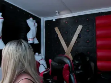 Bongacams Free Live Porn of ivybrowm