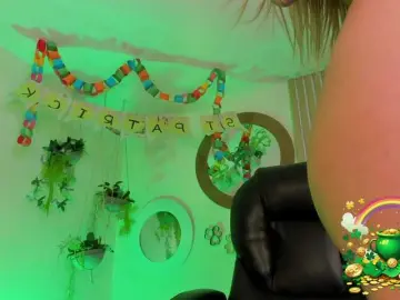 Bongacams Free Porn Cam of LexieWayne