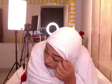 Bongacams Watch Live Sex Cams of BBWHijab